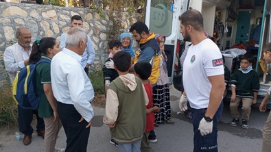 Malatya'da korkutan kaza! Öğrenci servisi ile belediye otobüsü feci şekilde çarpıştı: Çok sayıda yaralı - Resim : 2