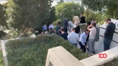Eşi Serdar Oral'ı kaybeden Özgü Namal'ın hayatındaki acı tesadüf - Resim : 1