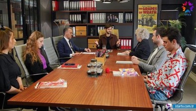 Cesur sahne televizyonda dahi yayınlanmadı! Barış ve Dicle'nin öpüşme sahnesi Menajerimi Ara'ya damga vurdu! - Resim : 1