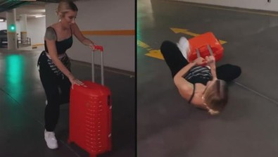 Valizinin üzerine oturmaya çalışan İrem Derici, yere böyle düştü! İşte o anlar! - Resim : 1