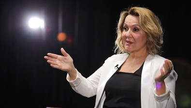 Evlilik Hakkında Her Şey "Çolpan" Sumru Yavrucuk'un eski sevgilisi ünlü bir şarkıcı çıktı! - Resim : 2