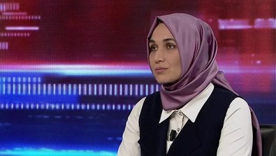Kübra Güran Yiğitbaşı kimdir, kaç yaşında, nereli? Afyonkarahisar Valisi Kübra Güran Yiğitbaşı kimdir? - Resim : 1