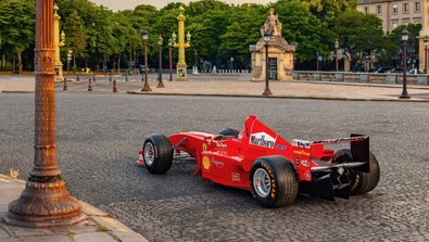 Michael Schumacher'in Ferrari ile 1998 senesinde yarıştığı efsane araç F-300 için tarihi karar - Resim : 2