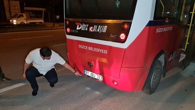 Şehir eşkıyaları dehşet saçtı! Yolcu dolu minibüse ateş açtılar - Resim : 1