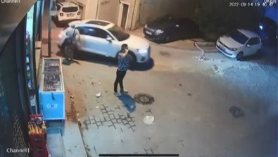 Görme engelli avukat bastonunu ezen sürücüden şikayetçi olmak için 4 saat beklediğini iddia etti - Resim : 1