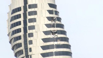 Çamlıca Kulesi'nde vinçten parça düştü! Ziyarete kapatıldı - Resim : 1