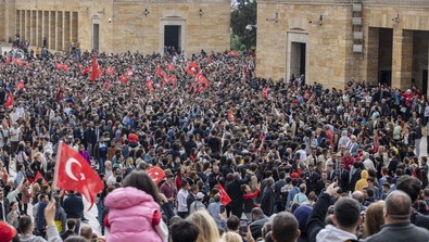 Kemal Kılıçdaroğlu Anıtkabir'i ziyaret etti - Resim : 1