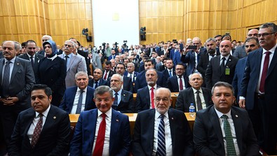 2 genel başkan kürsüye çıktı: Saadet ve Gelecek ilk grup toplantısını yaptı - Resim : 1