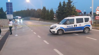 Kocaeli'de kaldırıma bırakılan cisim paniğe neden oldu: Ekipler alarma geçti - Resim : 2