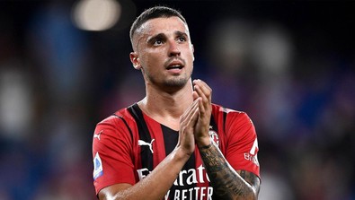 Fenerbahçe'de Dzeko inat etti o uçağı İstanbul'a indirecek. 10 milyon euro'luk orta saha kulübüne resti çekti, rotayı Kadıköy'e çevirdi - Resim : 1