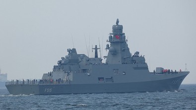 Türk savunma sanayisinin Cumhuriyet'in 100. yılına armağanı: TCG İstanbul - Resim : 1