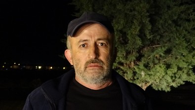 Türkiye'nin dört yanında baş belası olmaya devam ediyor. Bu defa Kütahya'da köy girişindeki köprüde görüldü. Vatandaşları endişe sardı - Resim : 2