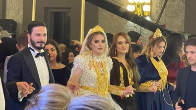 Geline bir valiz dolusu altın takıldı! - Resim : 2