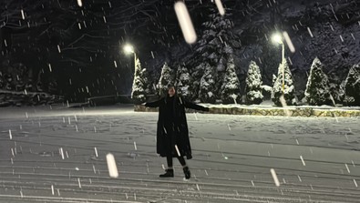 Haftalardır kar bekleyen vatandaşlar Bolu Dağı'na akın etti - Resim : 1