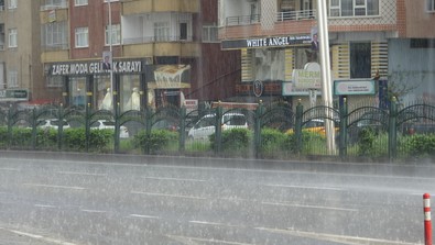 Diyarbakır, Mardin, Batman, Siirt ve Şırnak ve çevrelerine resmi kurumdan uyarı gelmişti. Öğleden sonra bir görüldü bir kayboldu, yerini ona bıraktı - Resim : 1