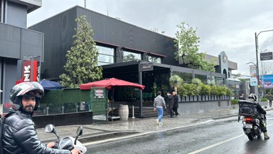Daha önce de kurşunların hedefi olmuştu! Ünlü şefin restoranına bir ayda iki silahlı saldırı - Resim : 2