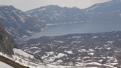 Bitlis'te her yıl binlerce kişinin gezdiği noktaya gidenler manzarayı görünce şaştı, kaldı. Doğusuna bakan başka batısına bakan başka şey gördü - Resim : 1