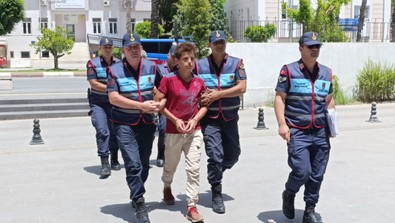 Hurda yakmak istedi, mahalleyi ateşe verdi! - Resim : 1