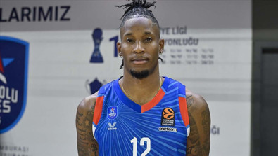 Anadolu Efes duyurdu! Yıldız isimle yollar ayrıldı - Resim : 1