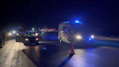 Diyarbakır'da seyir halindeki araca yaylım ateşi: Ölü ve yaralılar var - Resim : 2