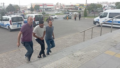 Son yolculuğuna uğurlandı! Eski erkek arkadaşı tarafından öldürülmüştü! - Resim : 2