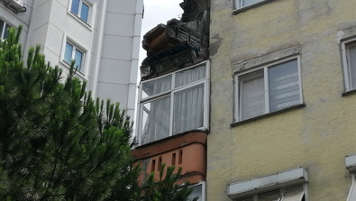 Çıkan gürültüyle yer yerinden oynadı! 4 katlı binada meydana geldi! - Resim : 2