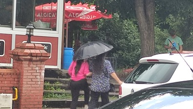 Ardahan'da sağanak sonrası dolu etkili oldu! Trafikte aksamalar meydana geldi - Resim : 1
