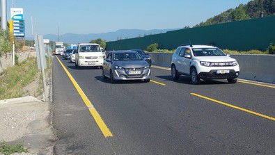 Bolu Dağı Tüneli'nde uzun araç kuyrukları oluştu! Bolu Dağı Tüneli ne zaman açılacak? Bolu Dağı Tüneli kaç gün kapalı kalacak? - Resim : 2