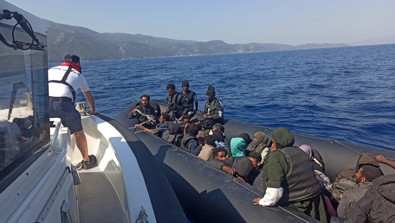 Yunanistan ölüme itti, Türkiye 124 düzensiz göçmeni kurtardı - Resim : 2