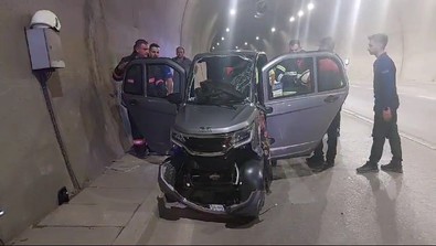 Amasya’da elektrikli mini otomobil duvara çarptı! Ardından devrildi: Yaralılar var! - Resim : 1