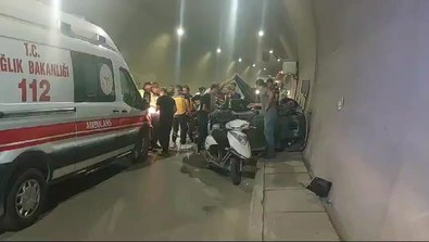 Amasya’da elektrikli mini otomobil duvara çarptı! Ardından devrildi: Yaralılar var! - Resim : 2