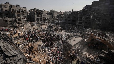 İsrail, Bureij Mülteci Kampı'nı vurdu: 12 ölü - Resim : 1