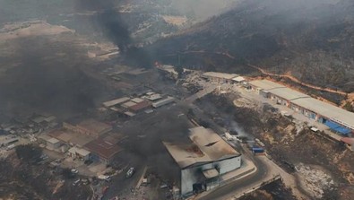 İzmir yangınında faciadan dönüldü: 'Karşıyaka'nın tutuşması engellenemezdi' - Resim : 1