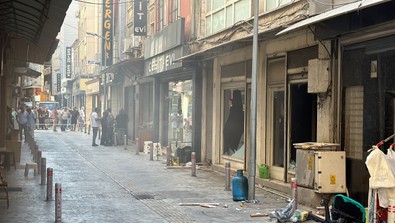 Samsun'da çıkan yangın korkuttu! Akaryakıtla temas edince paniğe neden oldu! - Resim : 1