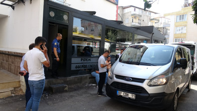 Mutfağa girenler şok geçirdi! Aşçı kanlar içerisinde yerde yatıyordu - Resim : 1