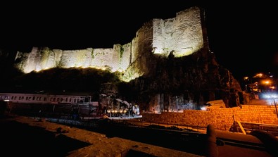 Tarihi öneme sahip Bitlis'in simgesi geceleri görsel şölen sunacak - Resim : 1