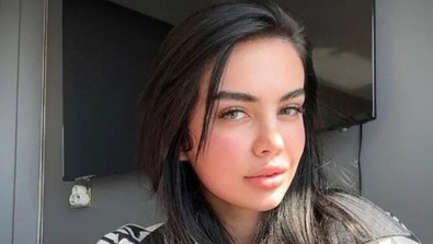 Ece Ronay davayı kaybetti, ceza aldı: O kelimeyi anlamını bilmeden kullanmış! - Resim : 2