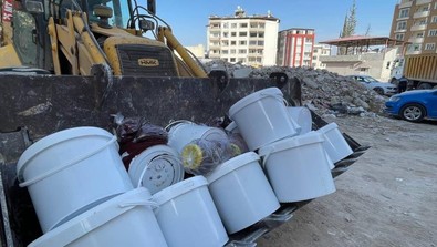 Vatandaşa yedireceklerdi, ekipler harekete geçti: 6,5 ton imha edildi! - Resim : 2