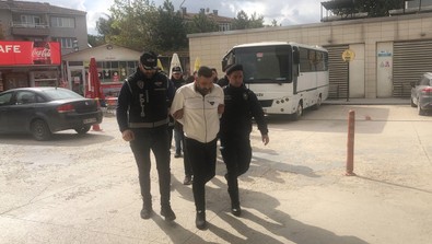 Milyonluk vurgun yaptılar! Tefeci çetesine operasyon: 2 kişi tutuklandı - Resim : 1
