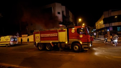 Mersin'de tekstil fabrikasında yangın çıktı - Resim : 1