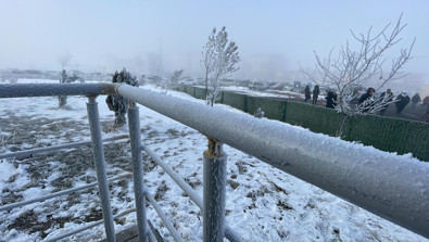 Burası Sibirya değil, Bitlis! Termometreler -15'leri gördü, tüm şehir buz tuttu - Resim : 2