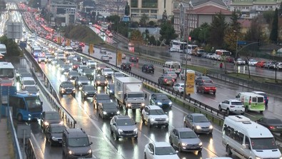 İstanbullunun trafik çilesi bitmiyor! Bu sabah yoğunluk yüzde 78'e ulaştı - Resim : 1