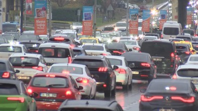 İstanbullunun trafik çilesi bitmiyor! Bu sabah yoğunluk yüzde 78'e ulaştı - Resim : 3