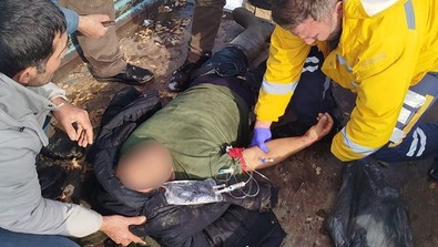 Yürüyüş yaparken felaketi yaşadı! Ambulans helikopterle hastaneye kaldırıldı, hayati tehlikesi var! - Resim : 2