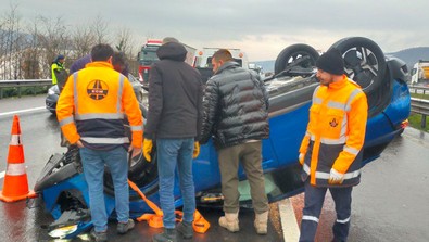 Anadolu Otoyolu'nda feci kaza! 2 cip çarpıştı, yaralılar var - Resim : 2
