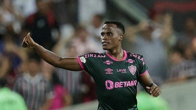 Galatasaray, Kerem ve Ziyech'in yerine istediği 16 milyon euroluk oyuncudaki talebi duyunca çıldırdı! Acilen masadan kalkıldı - Resim : 1