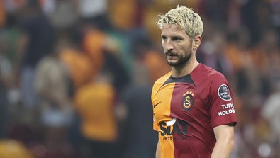 Kasımpaşa- Galatasaray maçında ilk 11’ler belli oldu! Okan Buruk'tan radikal karar! Yıldız futbolcu ikinci kez yedek kulübesinde - Resim : 1