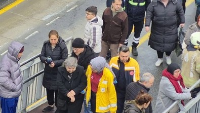 İstanbul Avcılar'da metrobüs kazası: Çok sayıda yaralı var - Resim : 1
