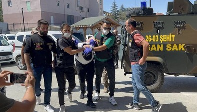 Eskişehir'deki saldırganın arkadaşının anlattıkları kan dondurdu! "Oyun oynarken 'Bunları gerçek insanlara da yapacağım' diyordu" - Resim : 1