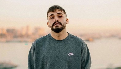 Ünlü rapçi Sefo'nun deprem anındaki görüntüleri gündem oldu! "Don atlet sokaktayım" diyerek paylaştı - Resim : 1